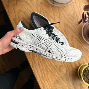 ASICS Tri-Noosa 11 Black and White Mens Running Shoe